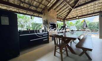 Imagem 7: Casa em Alphaville Litoral Norte 1 com suíte no térreo