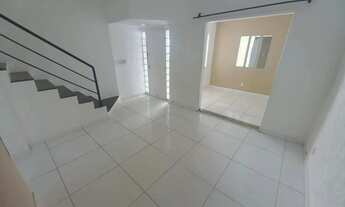 Imagem: Casa Duplex - Sala Ampla - Escritório