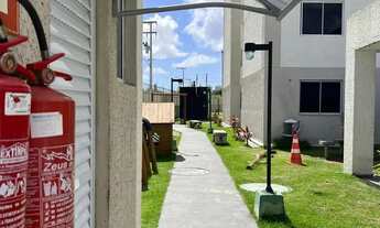 Imagem 3: Apartamento no condominio solar das águas castelão já com piso em porcelanato