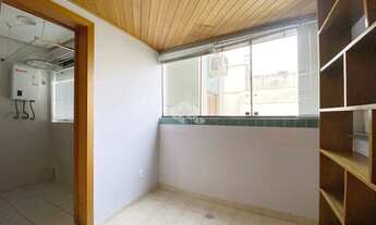 Imagem 3: Apartamento de 2 dormitórios com vista livre no Centro Histórico