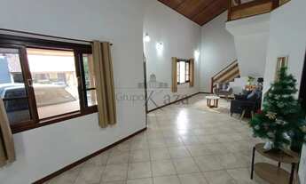 Imagem 3: Casa Sobrado - Condomínio Recanto da Serra - Urbanova - 5 Dormitórios - 252,43m²