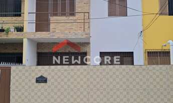 Imagem: Casa em Avenida Presidente José Linhares