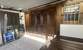 Imagem 6: Casa térrea com pátio lateral