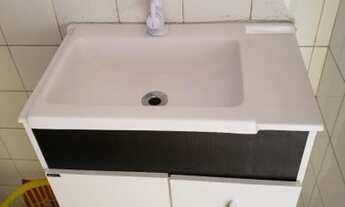 Imagem 5: Kitinet toda mobiliada com varanda