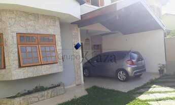 Imagem 1: Casa Sobrado - Jardim das Indústrias - 223m²- 3 Dormitórios