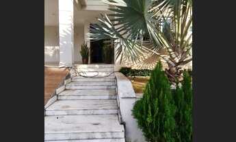 Imagem 6: Casa dos sonhos com estilo neo clássico com 350m² no Bosque das Palmeiras