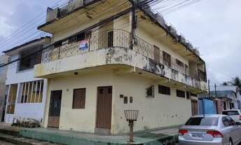 Imagem: Casa com 6 dormitórios à venda, 100 m²