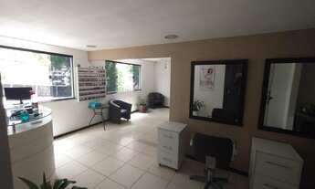 Imagem 6: Imóvel Comercial para Venda em Salvador, Imbuí, 3 dormitórios, 1 suíte, 6 banheiros