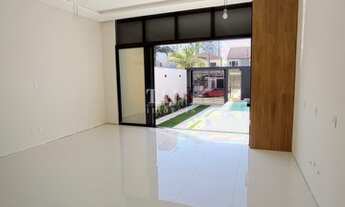 Imagem 2: Casa para venda com 3 quartos no Centro - Camboriú - SC