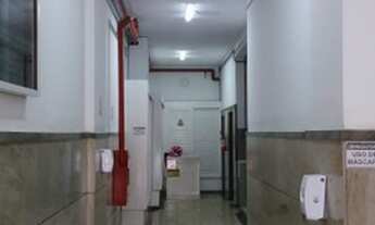 Imagem 2: Sala grande com banheiro