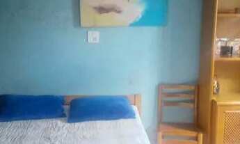 Imagem: Quarto individual com garagem