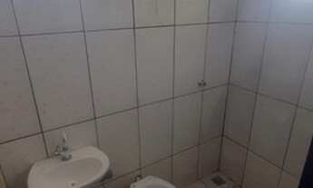 Imagem 7: Kitnet. Bairro São Conrado. pra casal ou solteiro. 2 peças mais banheiro. Livre de água