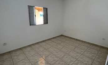 Imagem 4: Casa com 2 quartos disponível para locação no Jardim Maria Amélia