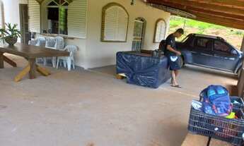 Imagem 4: Sitio em esmeraldas casa pronta lagoa nos fundos