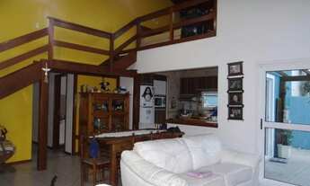 Imagem 2: Linda casa ao lado da praia Campeche