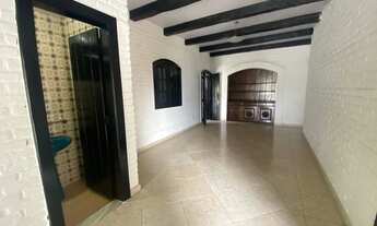 Imagem 7: Casa com 4 quartos, terraço, piscina, churrasqueira, espaço gourmet, por R$ 550.000 - Pau