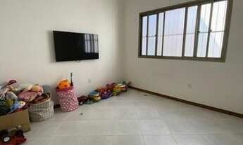 Imagem 4: Casa para venda possui 310 metros quadrados com 5 quartos em Parque das Estancias - Morung