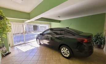 Imagem 2: Casa à venda, 3 dormitórios, 1 suíte, 2 vagas, quintal com churrasqueira, 201m², Brooklin