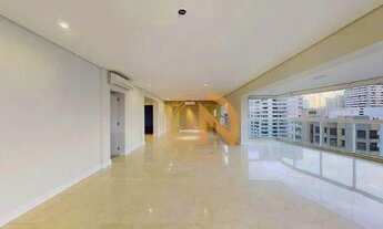 Imagem 2: Apartamento com 324,60m², 2 quartos e 2 amplas suítes, closet e 4 vagas de garagem