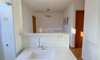 Imagem 3: Imóvel com 2 dormitórios, 1 banheiro social, sala de estar e jantar, cozinha