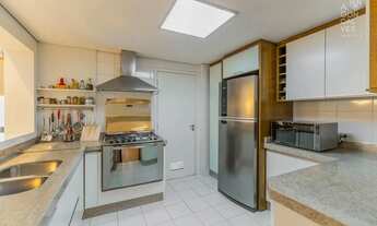 Imagem 4: Casa em Condomínio no Yard, 04 Quartos, 02 Vagas, Churrasqueira, Ecoville, Curitiba