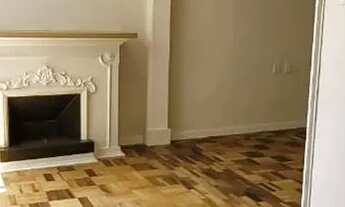 Imagem 1: Venda apartamento totalmente reformado, 3 dormitórios living amplo, ótima iluminação, lare