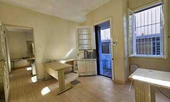 Imagem 3: Casa residencial/comercial com 8 salas e 10 vagas/box no bairro Menino Deus em Porto Alegr