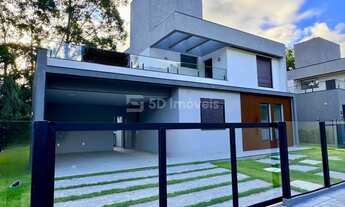 Imagem: Casa 4 Dormitórios - Sto Antônio de Lisboa-Florianópolis