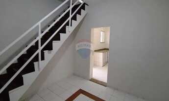 Imagem 5: Casa de 04 quartos , sendo uma suíte, 02 salas, 03 banheiros, 01 garagem grande no bairro