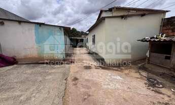 Imagem 2: QNG 36 Taguatinga Norte: lote grande com 3 casas e 350m²