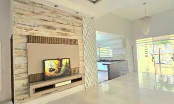 Imagem 2: Bacelar Imóveis vende casa térrea, 3 suítes, no Jardim Espanha, Parque Verde