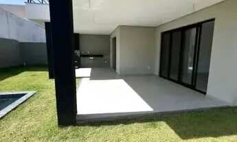 Imagem 4: Belíssima Casa, Alphaville, 3 Suítes, Área Verde, Piscina, R$ 1.599.999