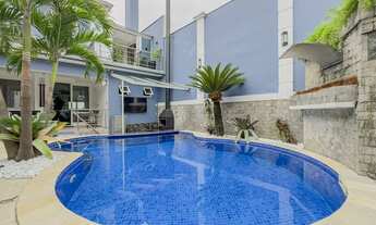 Imagem 3: Casa de quatro andares no Bairro Chácara das Pedra