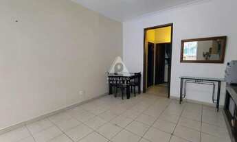 Imagem 5: Privilégio imóveis vende apartamento 03 quartos com dois banheiros sociais no Posto 2