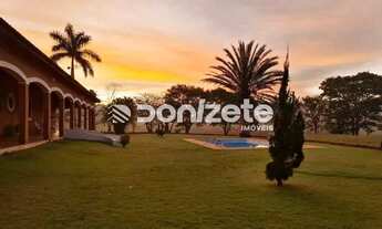 Imagem 2: Sítio com 4 dormitórios à venda, 220000 m² por R$ 3.000.000,00 - Jardim Novo Aeroporto - I