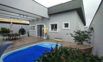 Imagem 3: Incrível Casa em Condomínio no Portal de Jacaraípe - 4 Quartos e Piscina! YDYP