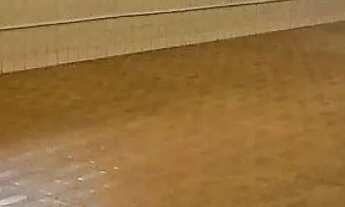 Imagem 7: Aluga se Salão Comercial área de 180 metros.Menos para fins industriais