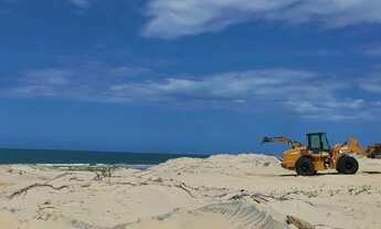 Imagem 1: Lote/Terreno para venda possui 198 metros quadrados em Parajuru - Beberibe - CE