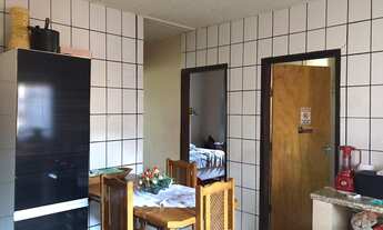 Imagem 5: Casa para venda tem 100 m² com 3 quartos em Jardim Aeroporto - Apucarana - PR