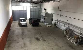 Imagem: Galpão/Depósito/Armazém para venda com