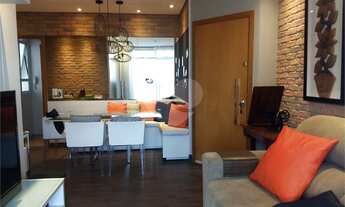 Imagem 4: BELÍSSIMO APARTAMENTO NA SAÚDE - MOBILIADO E TOTALMENTE REFORMADO