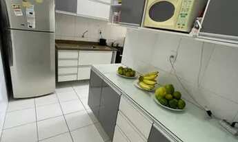 Imagem 2: Imperator, Inácio Barbosa, em frente ao Colégio Módulo