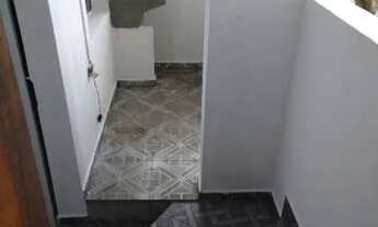 Imagem 7: Casa com dois dormitórios, sem vaga de garagem, no Jardim Las Vegas - Guarulhos