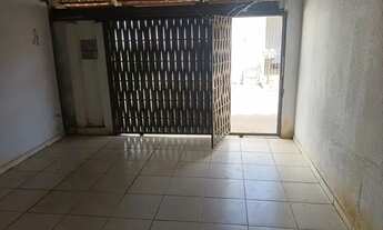 Imagem 6: CASA + BARRACÃO TOTALMENTE INDEPENDENTES SETOR UNIÃO PRÓX A AVENIDA T-9 E SUPERMERCADO VEN