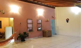 Imagem 2: Excelente casa com, 3 dormitórios, sendo 1 suíte. Com excelente localização