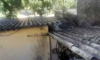 Imagem 7: Alugo kitnet com quintal Grajaú Borda do Mato