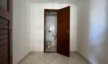 Imagem 2: EXCELENTE 04 QUARTOS C/ ACESSO AO CLUBE E INCIDÊNCIA DO SOL DA MANHÃ