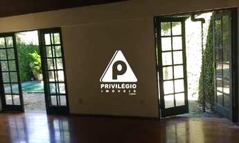 Imagem 2: Casa à venda, 4 quartos, 1 suíte, 2 vagas, Santa Teresa - RIO DE JANEIRO/RJ