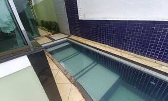 Imagem 3: Casa em condomínio de luxo c/ 4qts, send 3suítes, 5brs, 4vgs, piscn, churrqr, quintal, amr