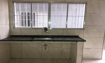 Imagem 4: 01 quarto, cozinha e WC